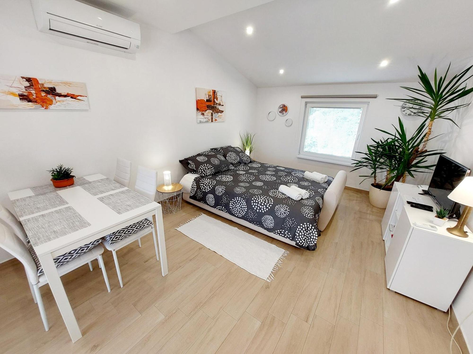 M&M Sunset Apartments Πορτορόζ Εξωτερικό φωτογραφία
